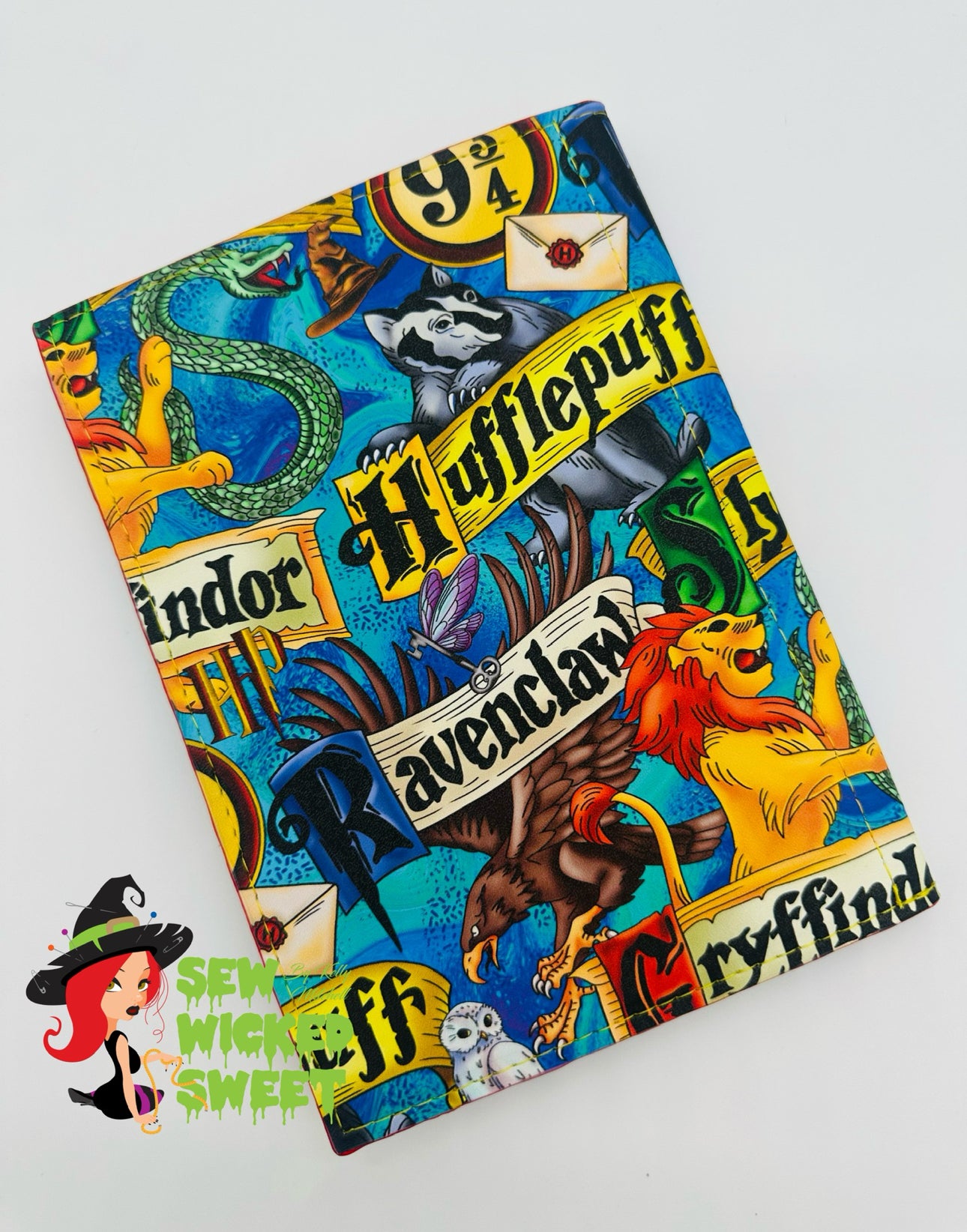 Wizard house notepad holder