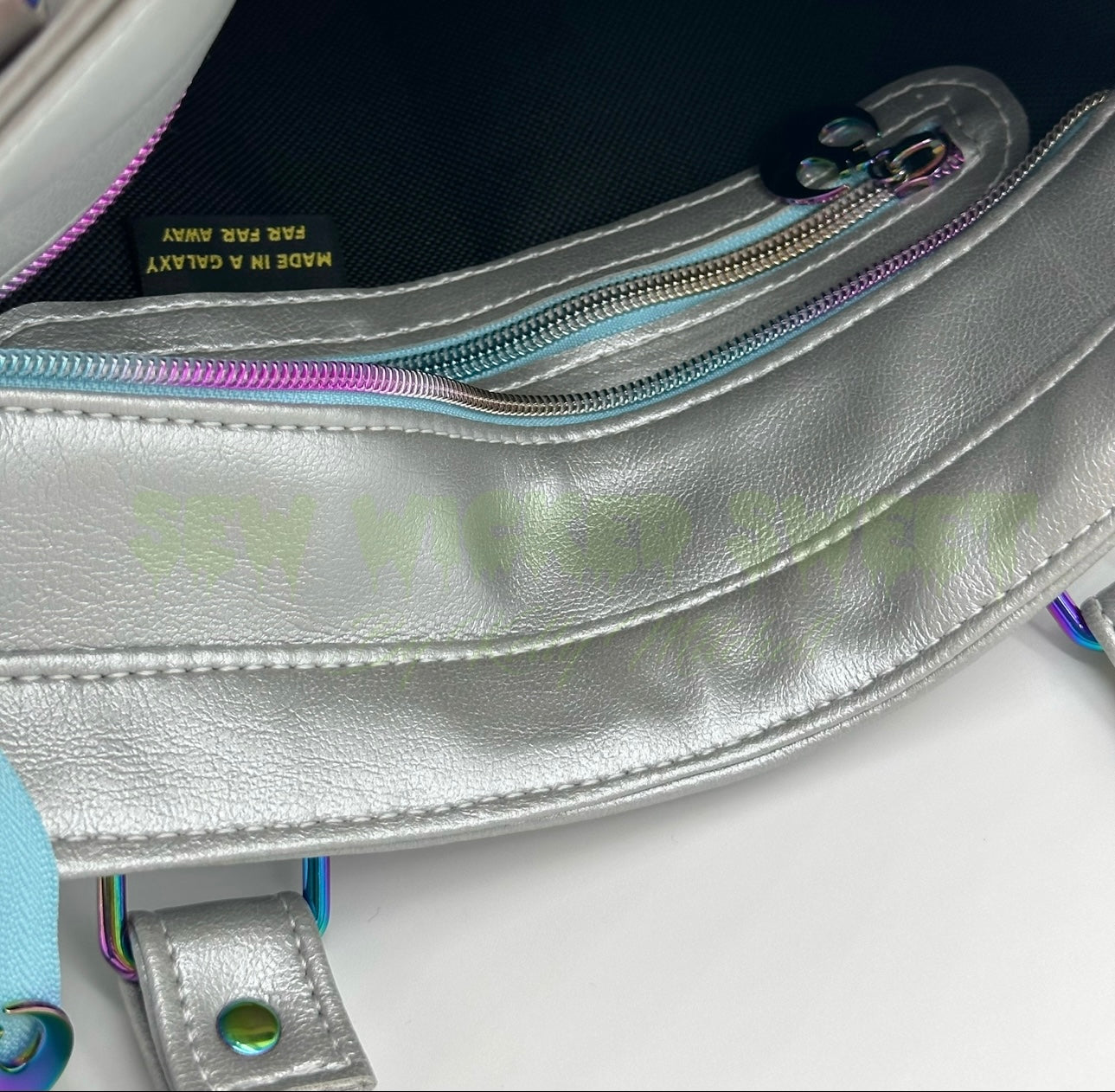 Floral wars crossbody tote bag