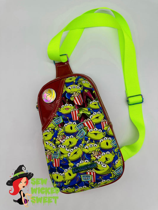 Alien guys sling bag