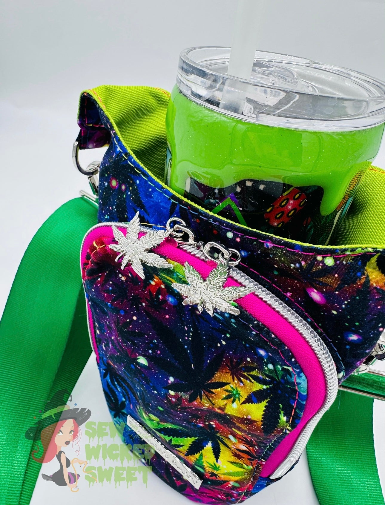 Green Leaf Water Bottle Sling Bag