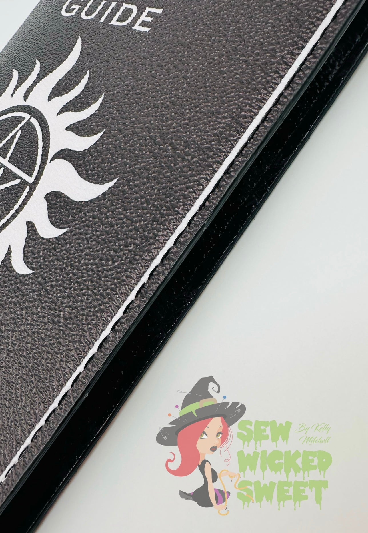 Superbabes Notepad Holder